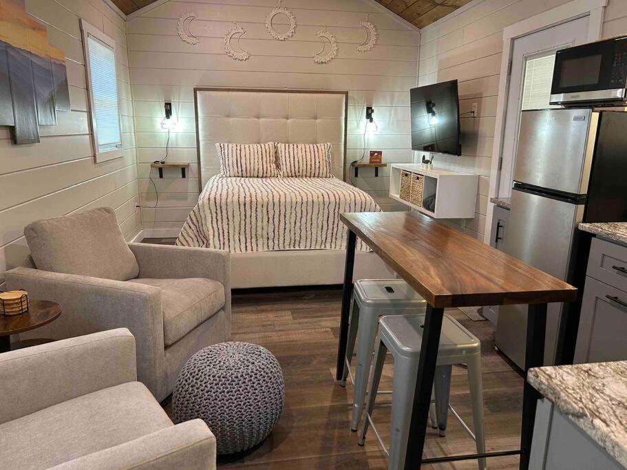 Blissful Nook Tiny Home ~ Cozy Retreat W/ Hot Tub; Near Town And Deep Creek Bryson City Ngoại thất bức ảnh