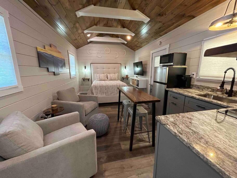 Blissful Nook Tiny Home ~ Cozy Retreat W/ Hot Tub; Near Town And Deep Creek Bryson City Ngoại thất bức ảnh